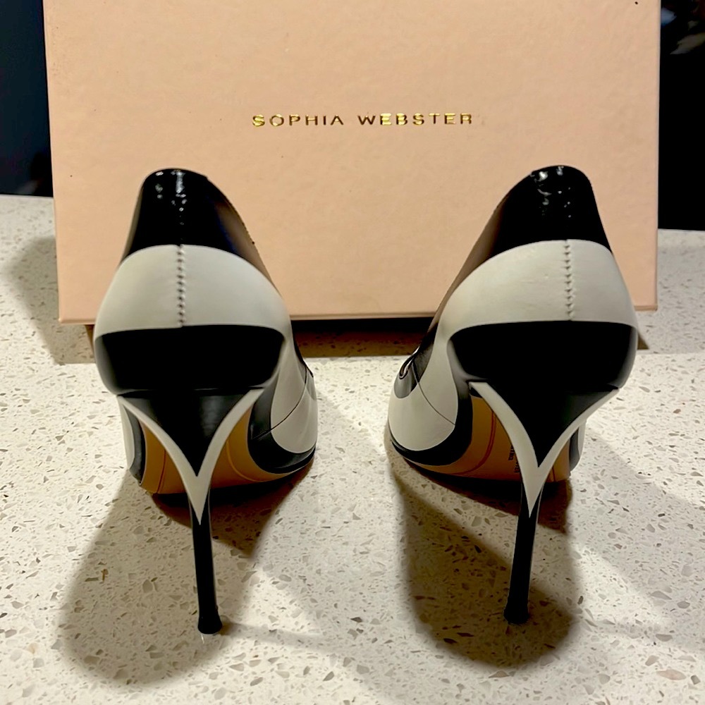 Sophia Webster - Lydia Pumps - Picture 4 of 7